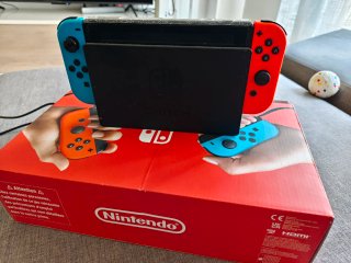 Nintendo Switch Azul y Rojo