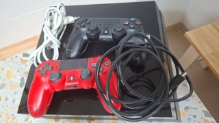 Consola Playstation 4 Negra