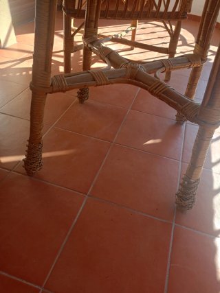 Conjunto mesa y sillas jardín mimbre