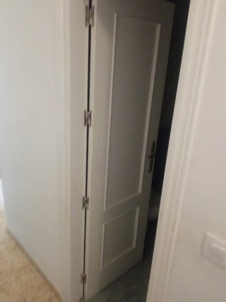Puertas blancas pintadas