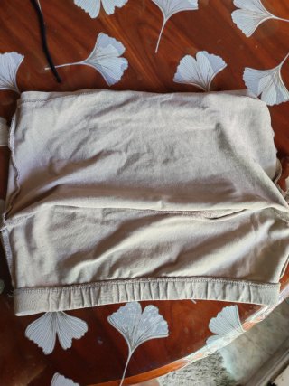 Top beige tirantes