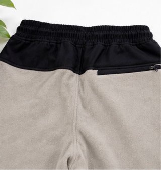 Pantalones Zara beige largos