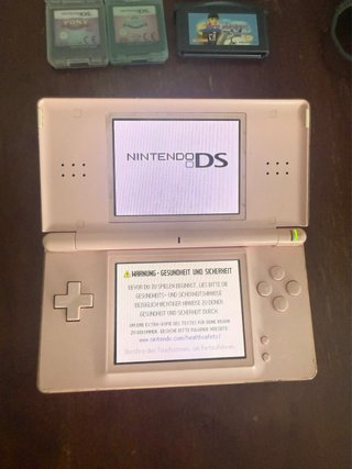 Nintendo DS Lite Rosa + Accesorios