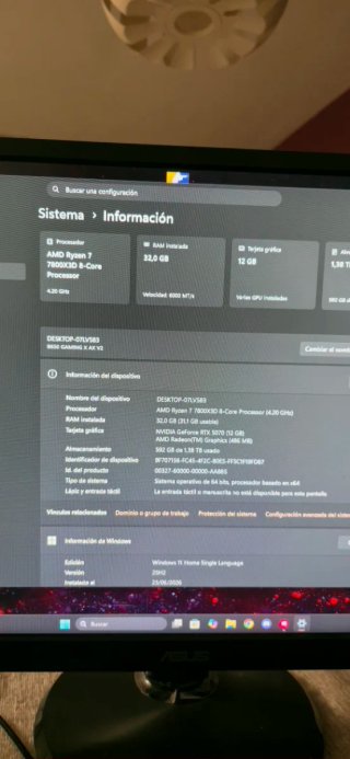 PC Gaming con RTX y luces RGB