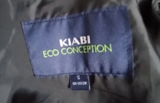 Parka GU Global Unity Negra y Beige chico