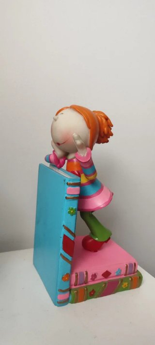 Sujeta libros infantiles
