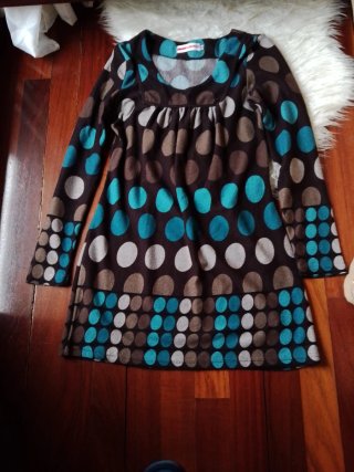 Vestido de lunares marrón y turquesa