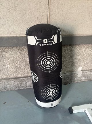 Saco de boxeo Domyos con dianas
