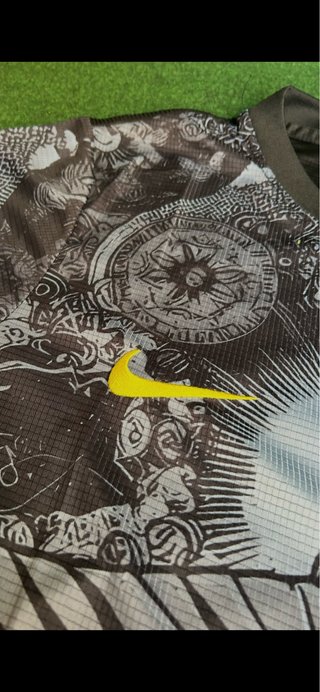 Camiseta Nike Cristo Redentor Negra Multicolor