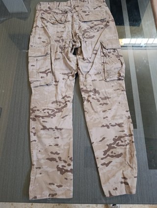 Pantalón militar camuflaje desierto