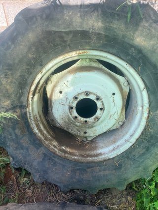 Rueda de Tractor r28