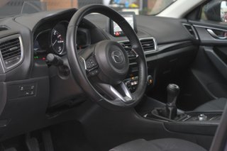 Mazda 3 2018