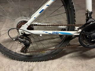 Bicicleta de Montaña B-PRO 26