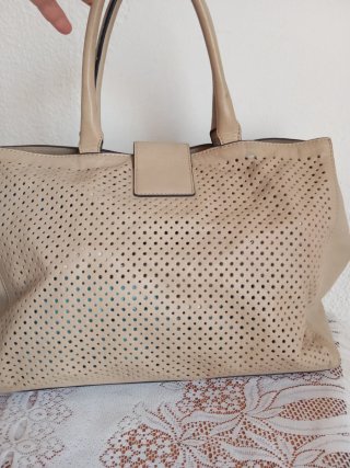 Bolso de piel Coccinelle beige
