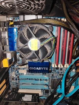 PC Sobremesa Intel i7 - 12GB RAM - SSD 480GB + 2.5