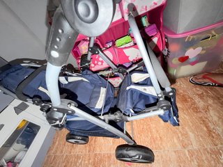 Lote de juguetes infantiles + estanteria