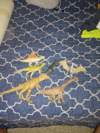 Lote de dinosaurios de juguete