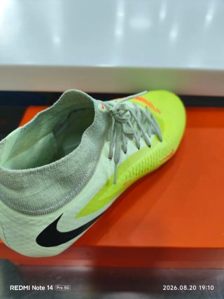 Botas de fútbol Nike