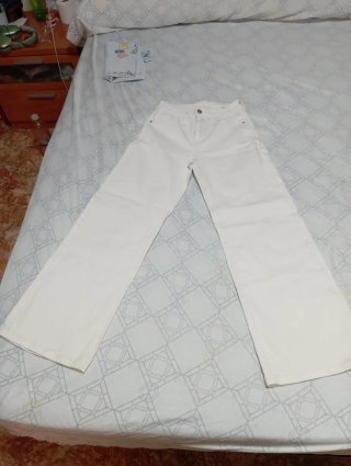 Pantalón vaquero blanco ancho