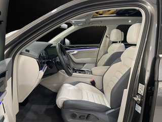 Touareg eHybrid Eleg 3.0 V6 TSI 280kW Tip 4M