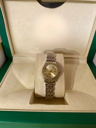 Reloj de pulsera bicolor