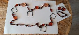 4 Collares , 3 largos y pendientes bisutería