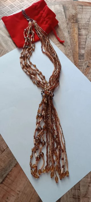 4 Collares , 3 largos y pendientes bisutería