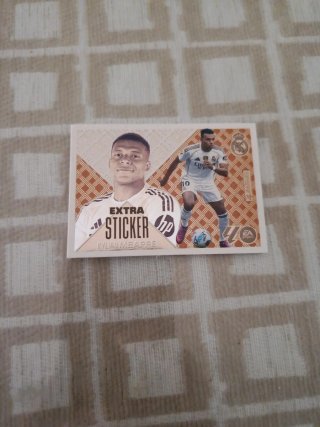 Cromo Extra Sticker Mbappé Oro La Liga 26/27