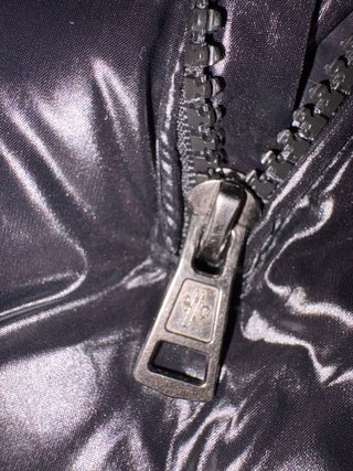 Abrigo Moncler Negro Brillante