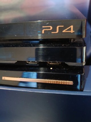 PS4 Pro 2TB Edición Limitada 500 Millones