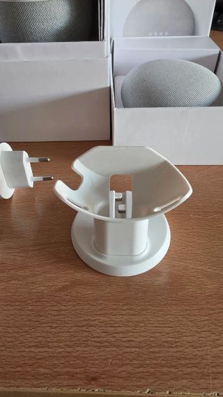 Altavoces Google Home y Nest Mini