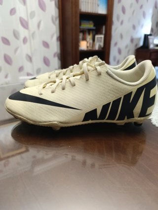Zapatillas Nike Mercurial Fútbol Beige/Negro