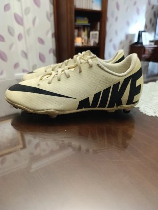 Zapatillas Nike Mercurial Fútbol Beige/Negro
