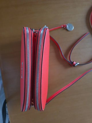 Bolso con bandolera Cromia rojo