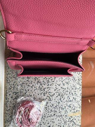 Bolso Rosa Versace Jeans Couture Hebilla Dorada