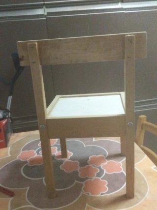 Silla infantil de madera