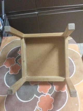 Silla infantil de madera
