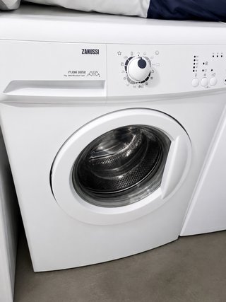 Lavadora Zanussi Flexi Dose 7kg 1000rpm
