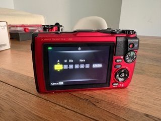 Cámara Olympus TG-6 + Carcasa Buceo