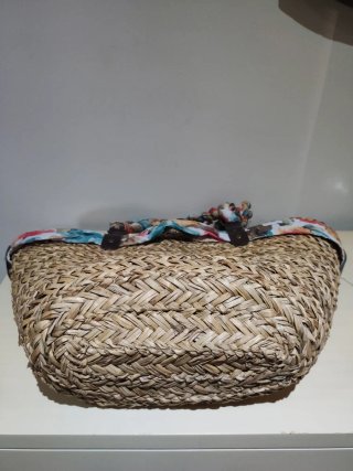 Bolso de playa de fibra y tela
