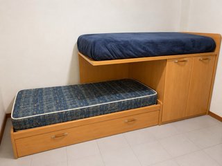 Litera de 3 camas con armarioy colchones incluidos