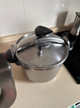 Olla Magefesa para vitrocerámica