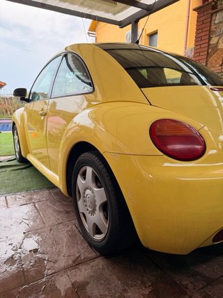 Volkswagen New Beetle