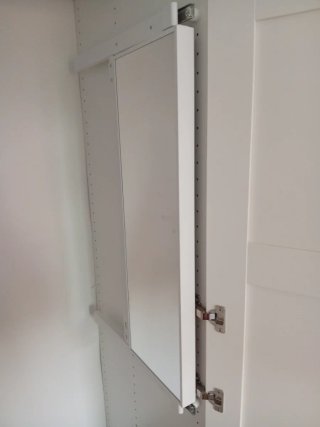 Espejo extraíble IKEA para armario