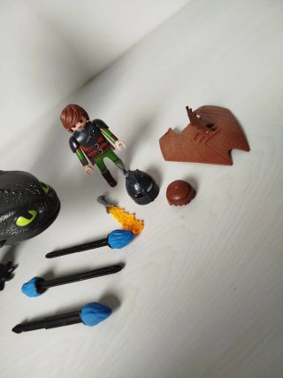 Playmobil Dragons 9246 COMPLETO IMPECABLE