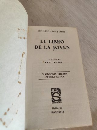 El libro de la joven