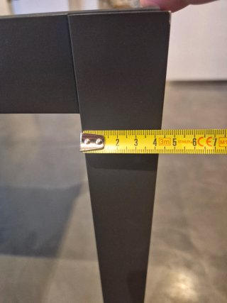 Mesa de comedor moderna