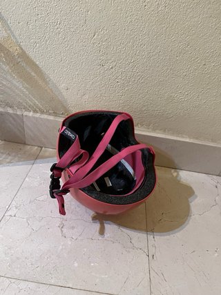 Casco rosa bici niña