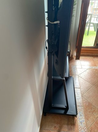 Mueble TV Metálico Ajustable