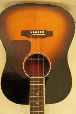 TOKAI J62 VS Guitarra Acústica